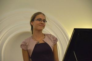 Weronika Górska podczas koncertu w Dworku Chopina w Dusznikach Zdroju 21.08.2016. Fot. Tomasz Orlow.
